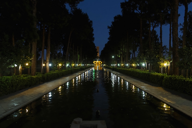 Yazd-Jardin Dolat Abad-025